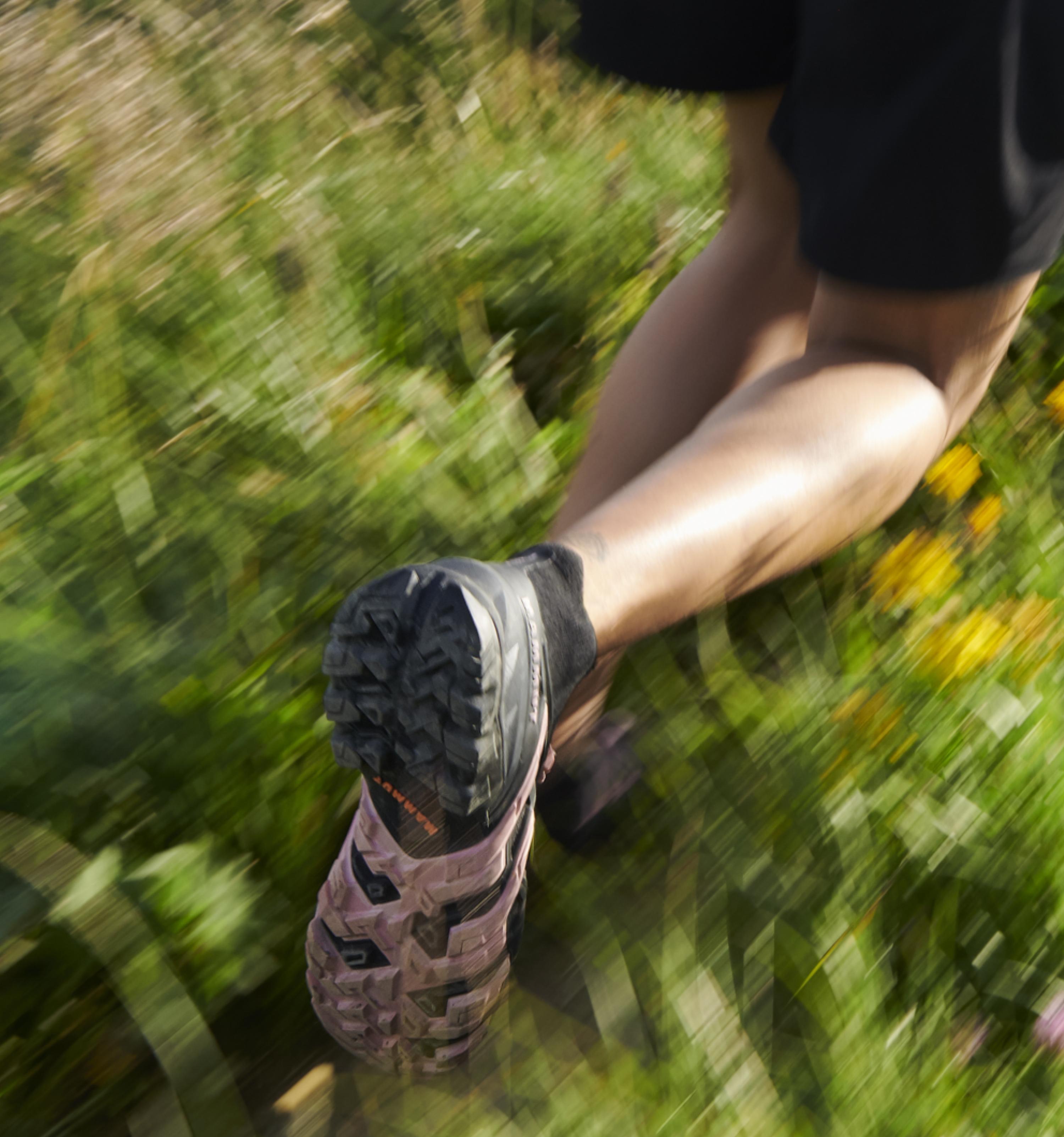 Mammut womens 2025 walking shoes