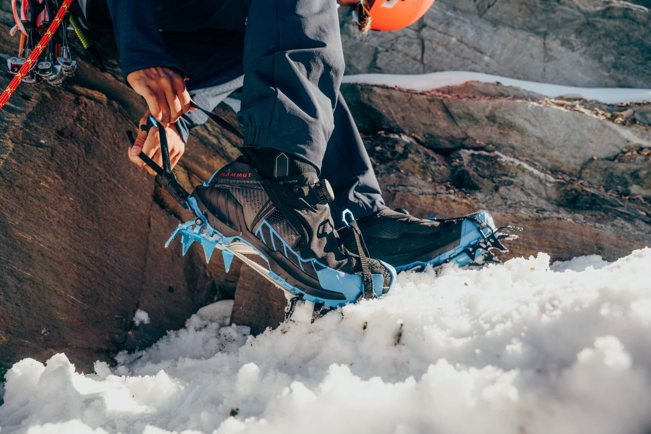 Microspikes_vs_crampons_rich_media_1