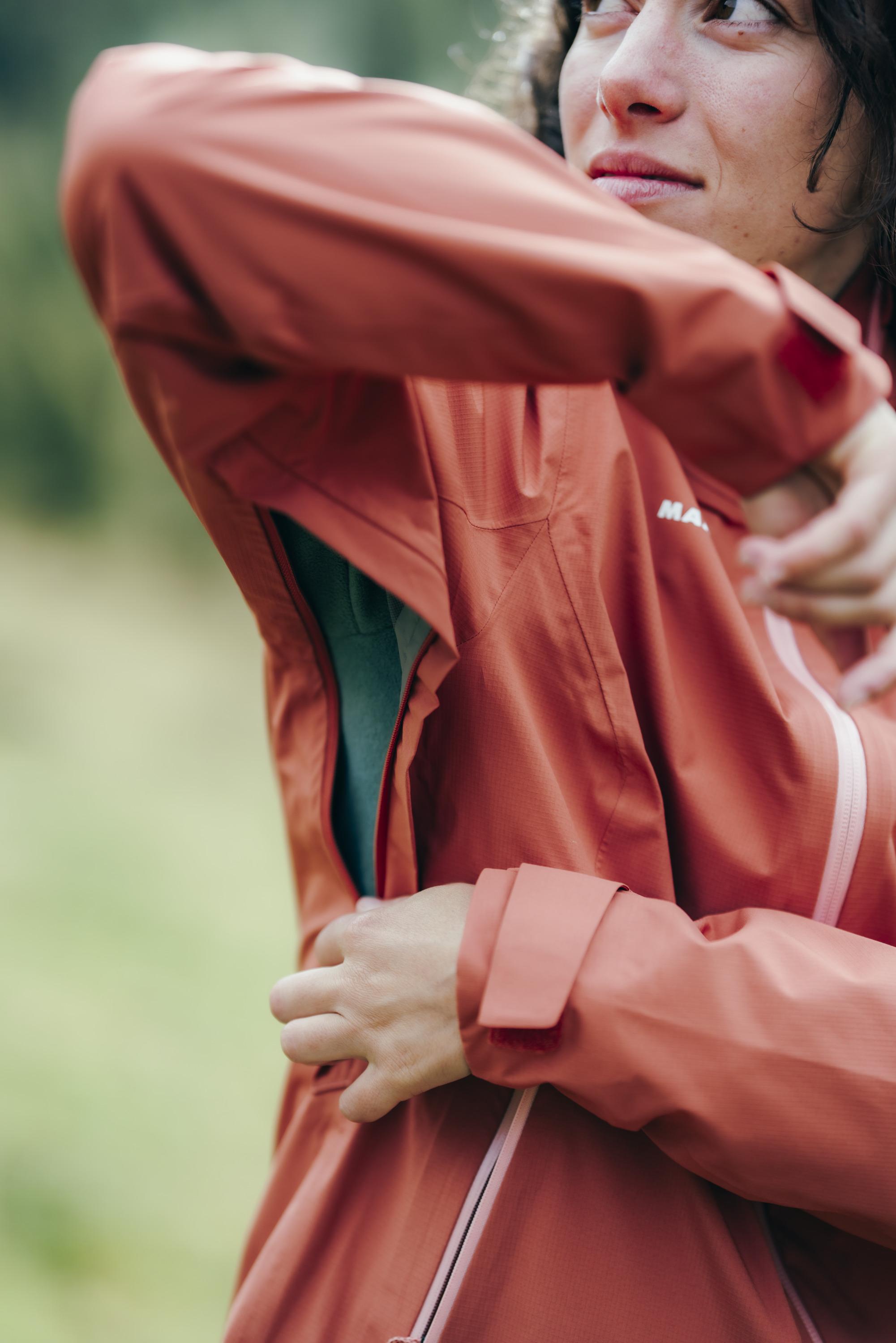 Softshell_vs_Hardshell Image_1a