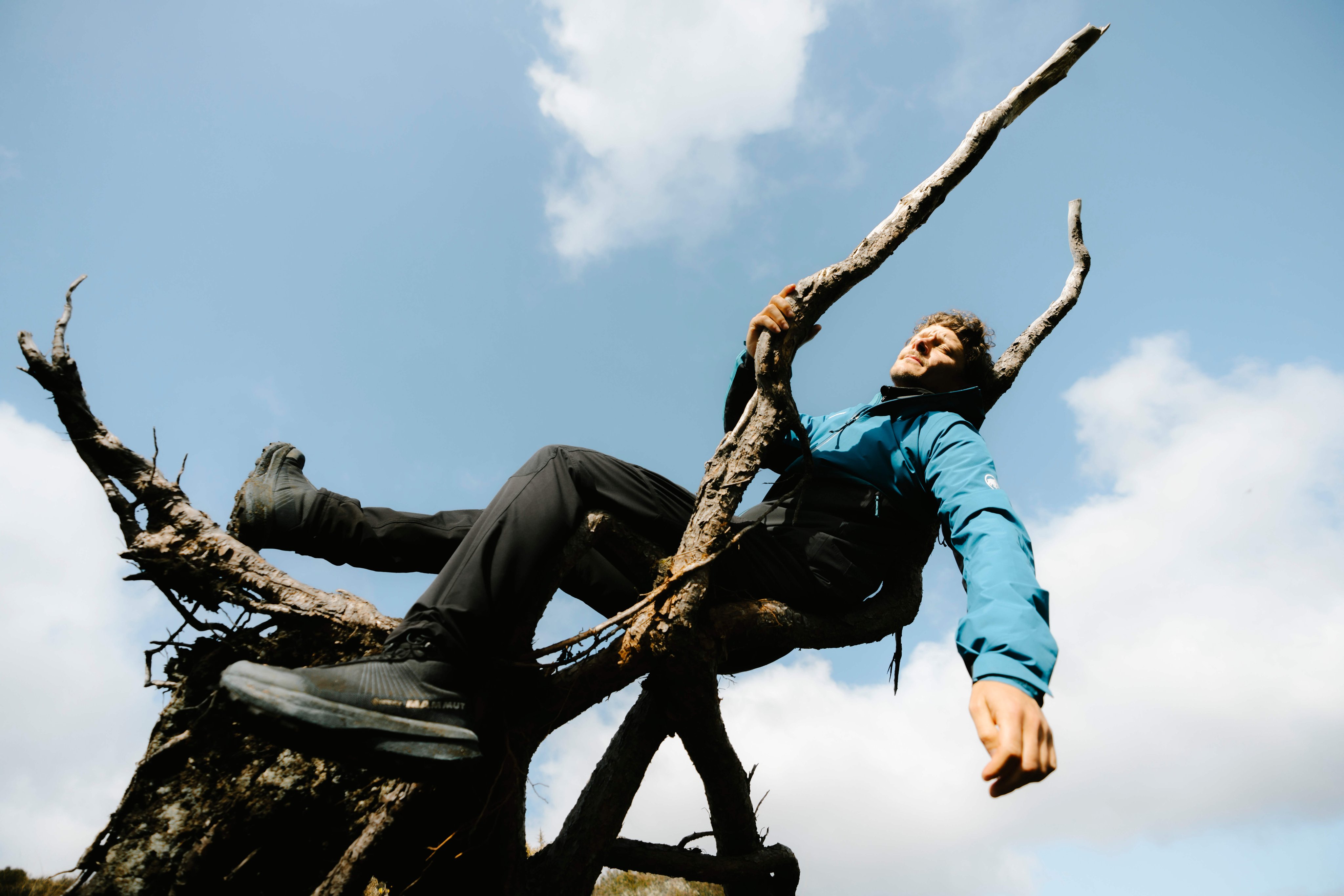 Clean_Hiking_Boots_btm_image