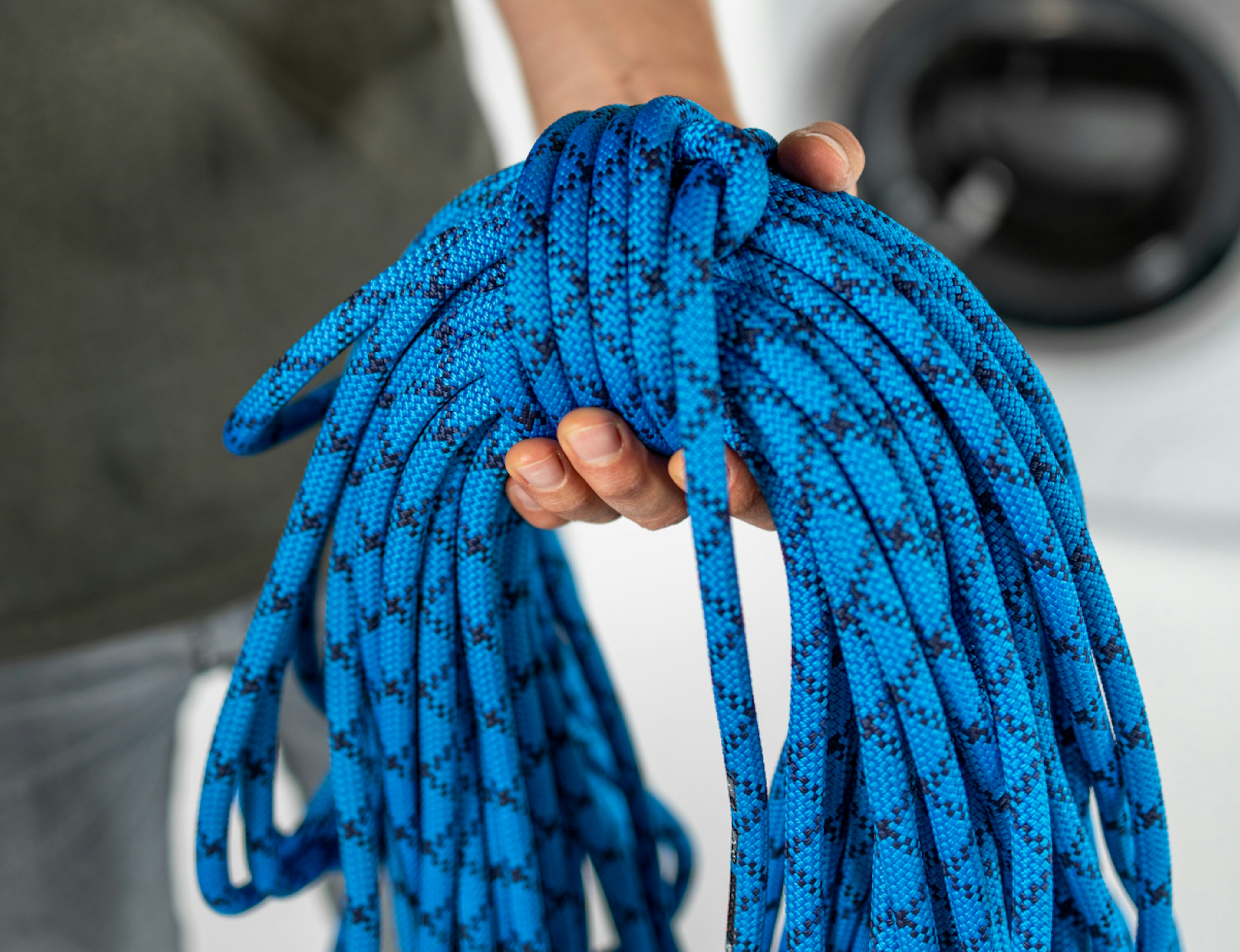 The finished rope is shown