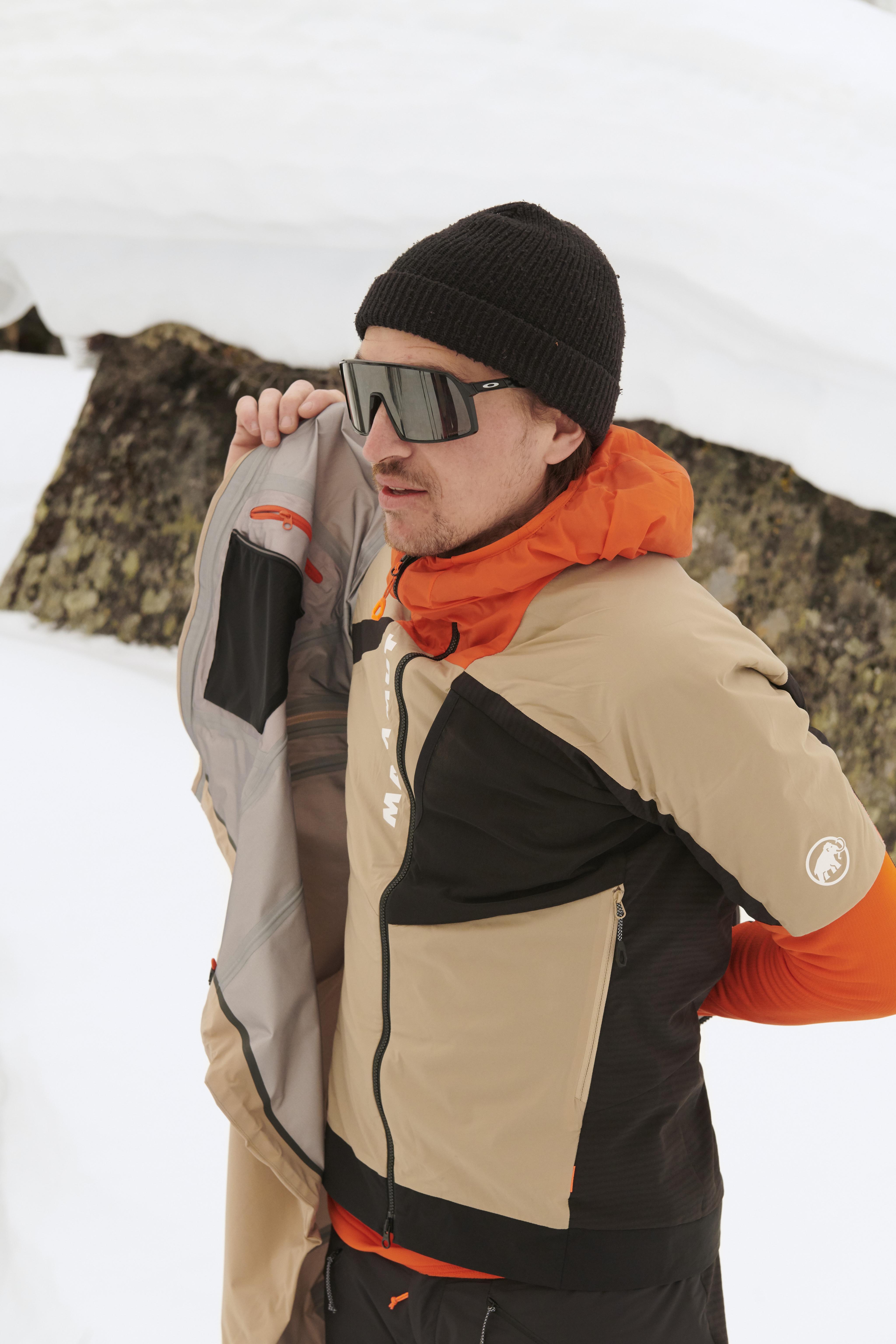 Ski touring in Madrisa