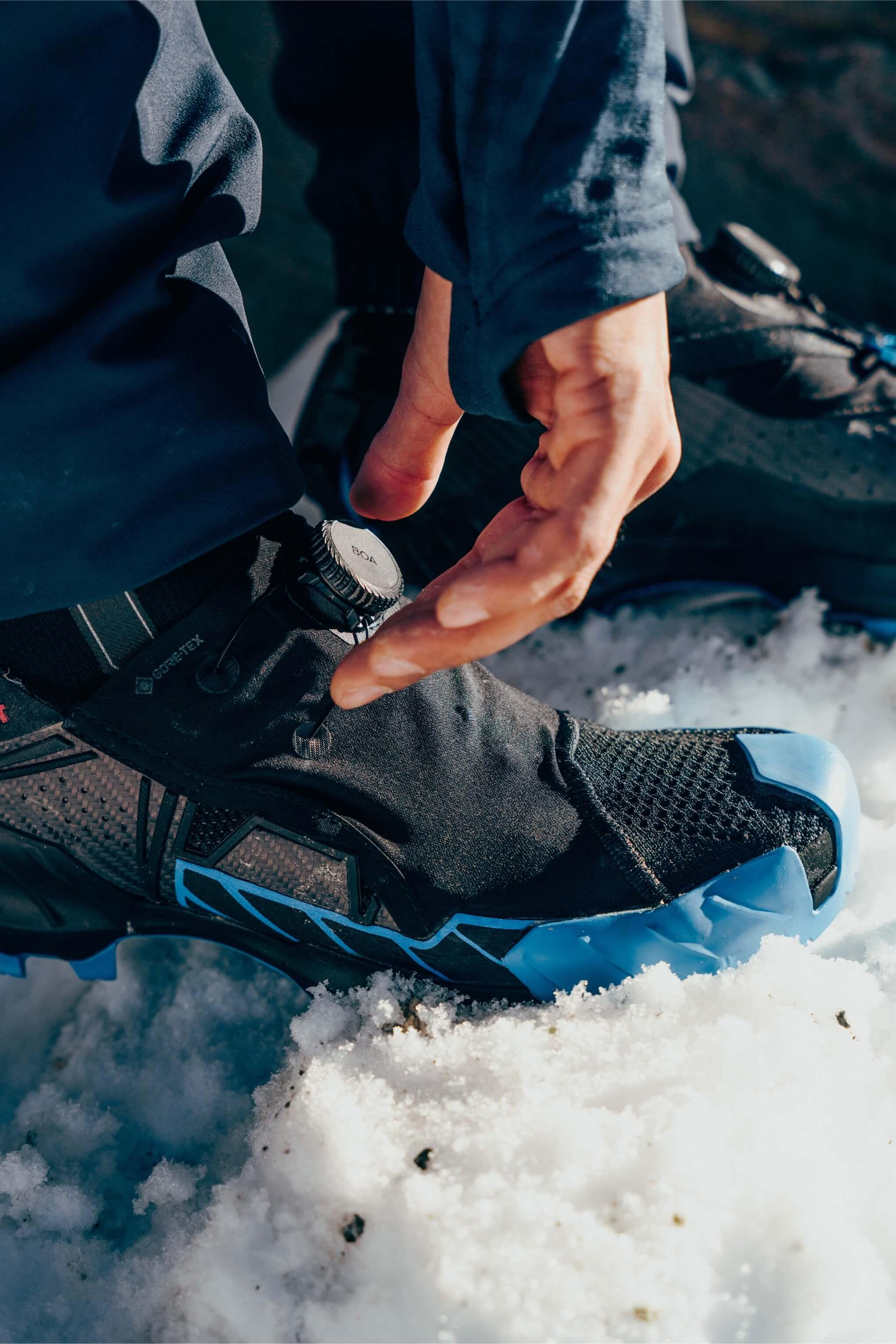 Microspikes_vs_crampons_rich_media_2